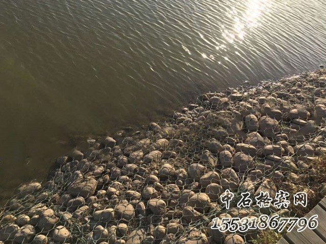 格賓網(wǎng)護(hù)岸.jpg 格賓網(wǎng)護(hù)岸.jpg