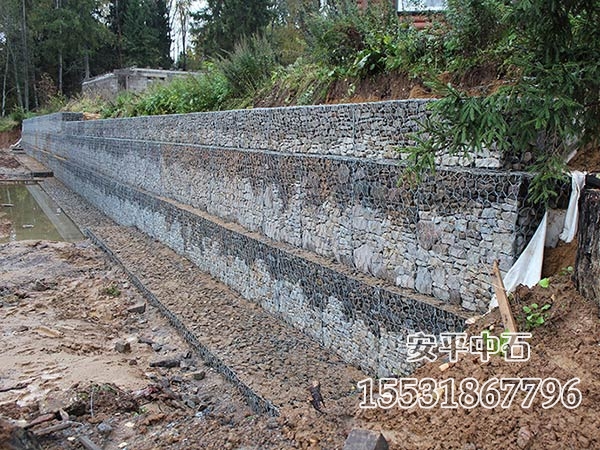 固濱籠擋墻護岸.jpg 固濱籠擋墻護岸.jpg